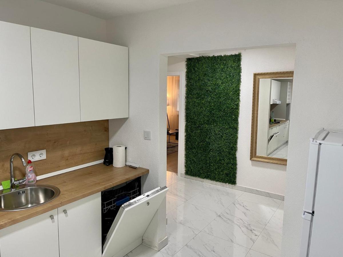 Anet Apartman Visoko Kültér fotó