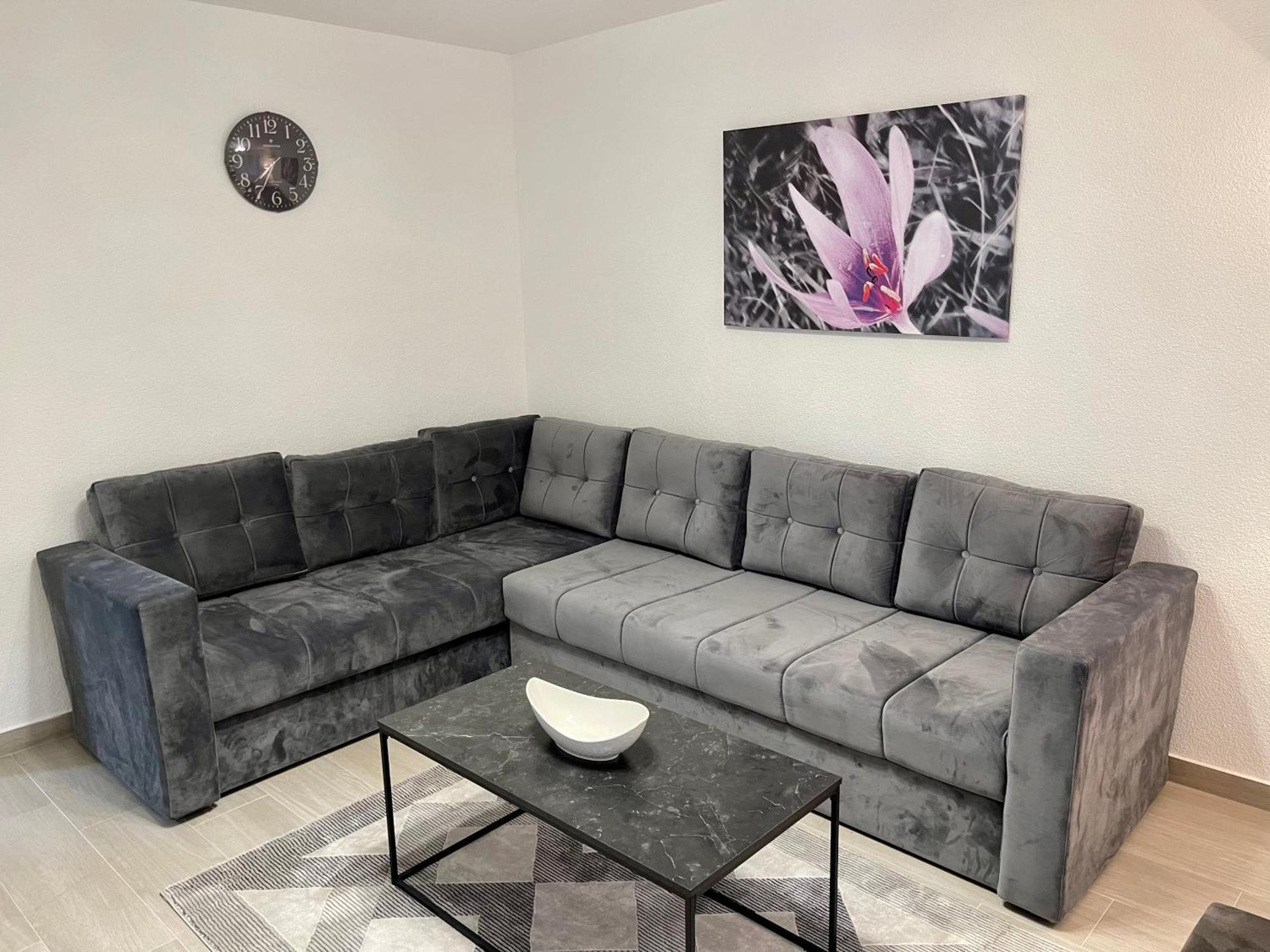 Anet Apartman Visoko Kültér fotó