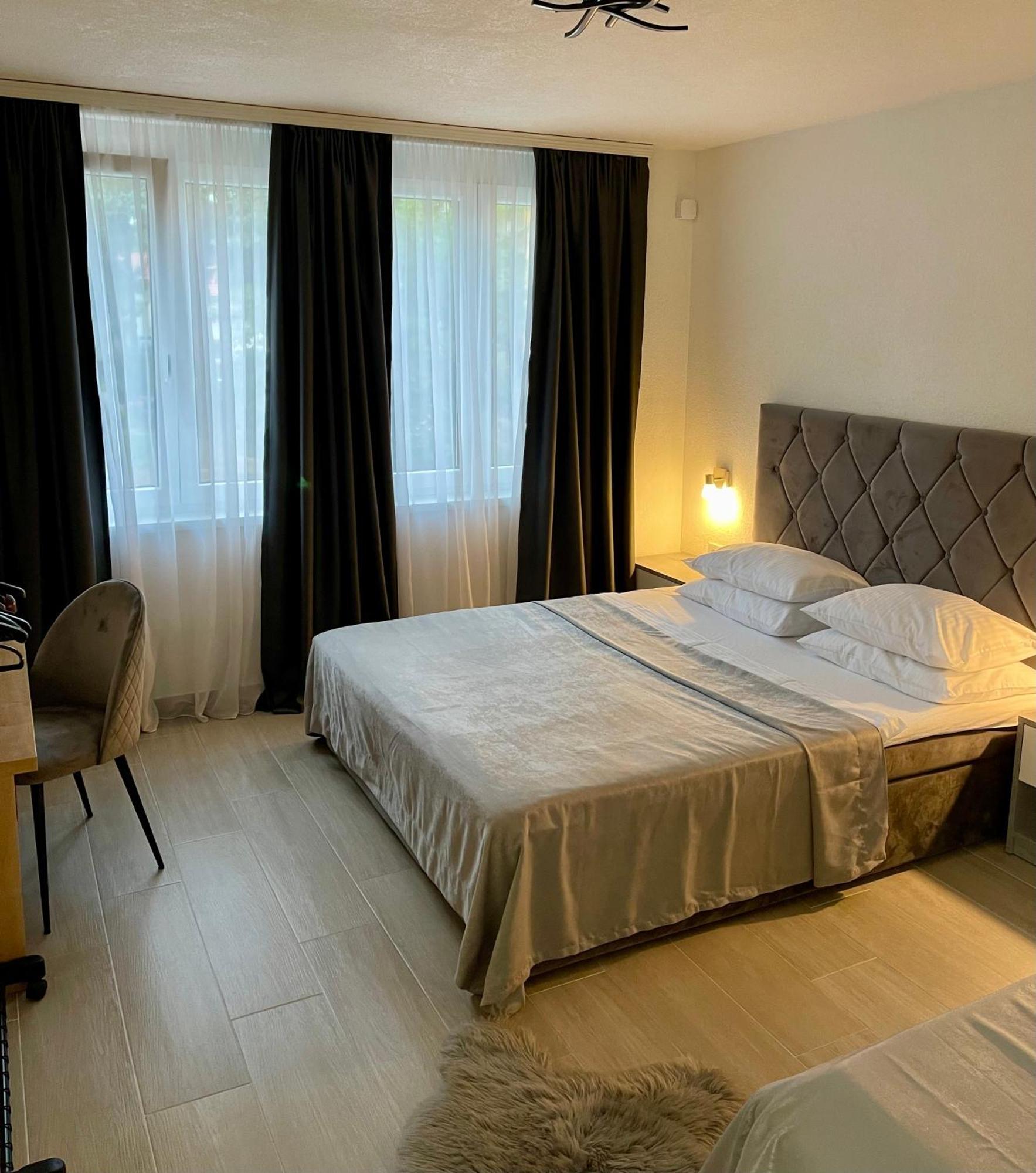Anet Apartman Visoko Kültér fotó